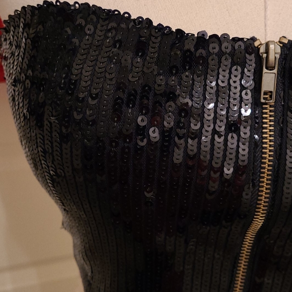 SAMPLE Say What Black Sequin Corset - Picture 2 of 10
